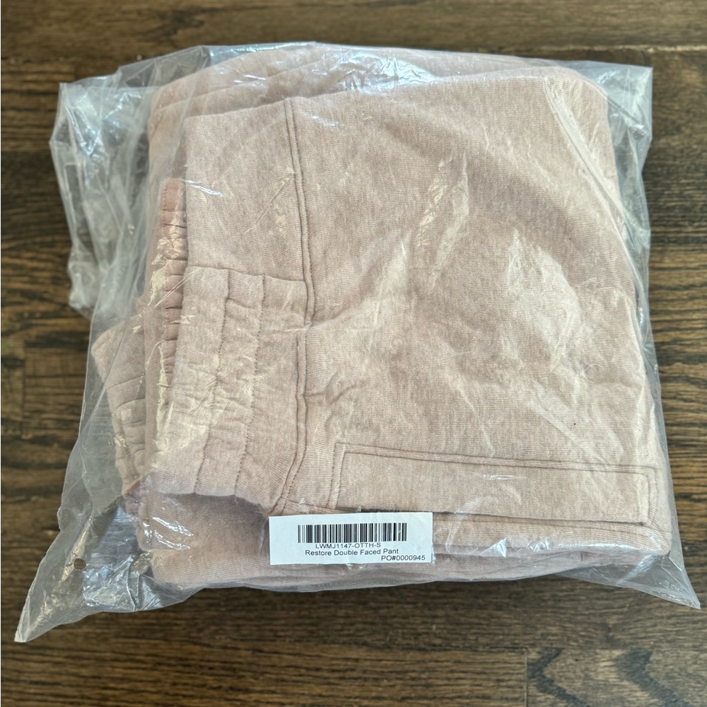 New in package Lunya Restore Double Face Pima Cotton Pant - Picture 4 of 5